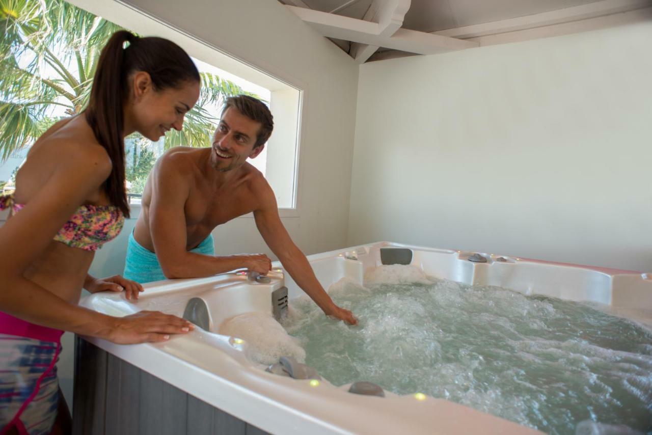 Officiel Siblu Les Sables Du Midi Campsite 4*